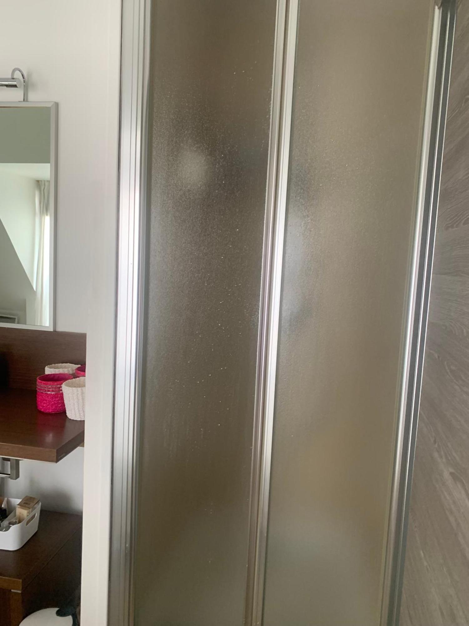 Confort Au Coeur De 8e, 5e Etage Avec Ascenseur